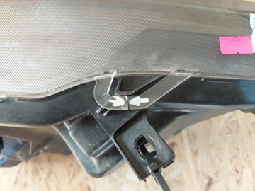 фото thumb №10, Toyota yaris xp210 2021 лампы передние