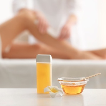 Эпиляция ItalWax 24x ВОСК ДЛЯ ДЕПИЛЯЦИИ НА РОЛИКЕ АЗУЛЕН 100 мл