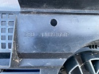 фото thumb №11, Volkswagen golf iv решётка радиатора - 1j0853651g / 1j0853655f