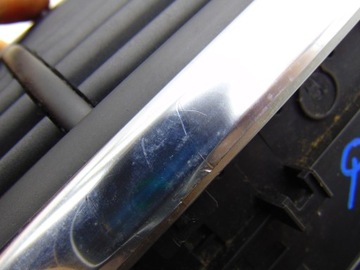 фото thumb №8, Решітка повітропровід середня audi q74l оригінальний номер 4l0820951