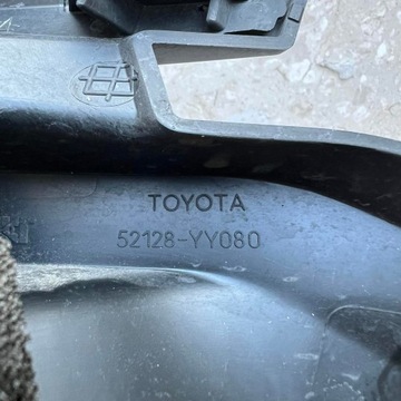 фото thumb №9, Toyota hilux gr 2019- решётка w бампер правая 52128-yy080