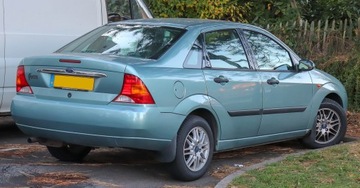 фото thumb №10, Ford focus mk1 sedan лампа права зад - зчеплення