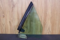 фото thumb №1, Mercedes slk r170 стекло левая кузовная боковая задняя 2002 rok a1706700310