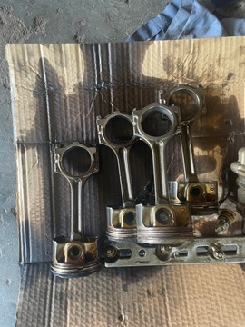 фото thumb №1, Juke qashqai 1.2dig-t hr12 поршень + шатун