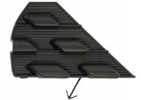 фото thumb №1, Toyota sienna 05.20- заглушка фаркоп перед l