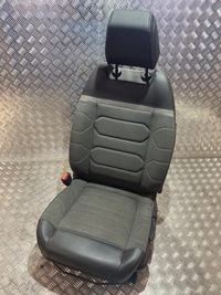 фото thumb №1, Сиденье левый перед передний citroen c4 iii 20-