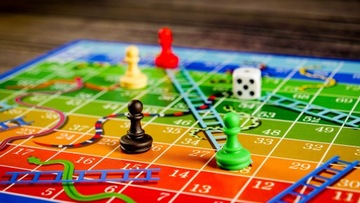 НАБОР ИЗ 60 СЕМЕЙНЫХ НАСТОЛЬНЫХ ИГР LISCIANI LUDOTECA ДАНТЕ