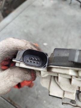 фото thumb №6, Замок двері праві перед переднє skoda fabia ii 5n2837016c