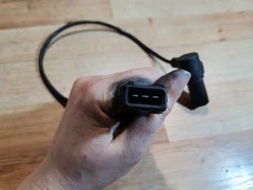 фото thumb №9, Датчик положение вала opel 0281002138