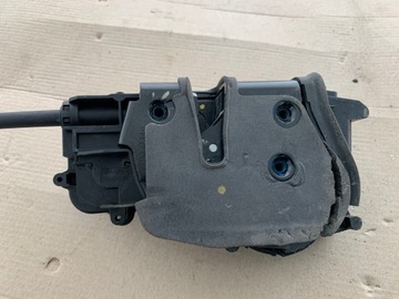 фото thumb №9, Ford mustang mach-e rwd 2021r 75.7 kwh замок дверь правые перед оригинал