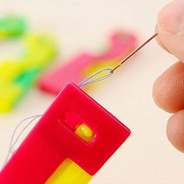 Нитевдеватель для машин и игл - автоматический нитевдеватель