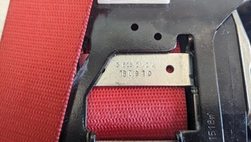 фото thumb №9, M новый оригинальный kpl ремней безопасности mercedes c-klasa w205 красный