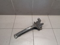 фото thumb №1, Кронштейн замка капот vw touareg lift 7l0805799c