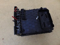 фото thumb №8, Коробка предохранителей vw passat b7 1.6 tdi