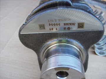 фото thumb №9, Mercedes w213 w222 c257 wał коленчатый m256