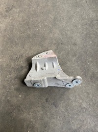 фото thumb №1, Maserati levante кронштейн кронштейн каталізатора