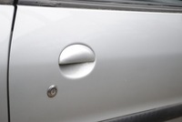 фото thumb №1, Ручка правый перед peugeot 206 cc ezr