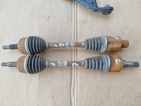 фото thumb №1, Привідний вал ліва 8200939991 dacia duster i dci 4x4