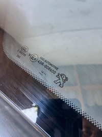 фото thumb №2, Скло кузовна трикутник лівий зад peugeot 3008 ii 16r