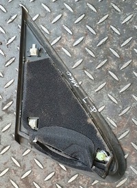 фото thumb №2, Заглушка треугольник левый перед mercedes a160