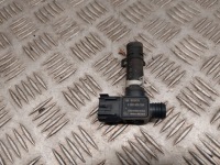 Купить Tesla model s 2013 клапан вакуумa, фото thumb