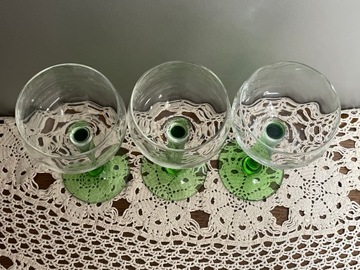 Фужеры на зеленой ножке, 3 шт.
