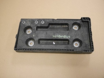 фото thumb №1, Vw passat b8 основание акумулятора 3q0804869