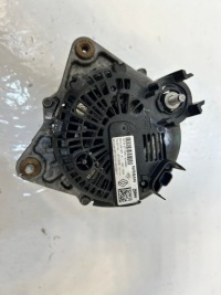 фото thumb №2, Renault clio v 1.5 генератор 231004402r