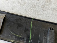 фото thumb №10, Rav4 v молдинг накладка захист крила лівий задня