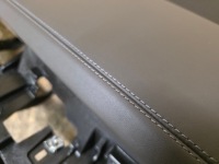 фото thumb №14, Audi a8 d5 рестайлинг консоль торпедо подушка ремни подушки подушка нитка капот 25
