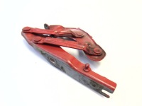 фото thumb №1, Петля крышки двигателя audi a1 11- le