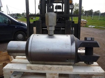 KRĘTLIK DO WIERTNICY 8 ton DITCH WITCH VERMEER HDD