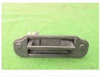 фото thumb №1, Mazda mpv ii 2.0citd 2003 - ручка крышки задняя