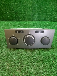 фото thumb №1, Панель керування обдув opel astra h 13201300