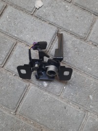 фото thumb №1, Замок капот chevrolet cruze оригинальный номер 95989870