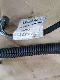 фото thumb №8, Peugeot 3008 1.6 hdi електропроводка акумулятор plus