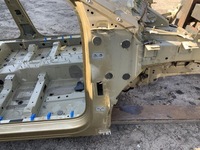 фото thumb №1, Блок двигуна поріг чверть права 3008 ii 5008 ii 3008ii5008ii