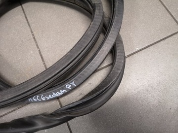 фото thumb №8, Прокладка двері a6 c6 sedan праві зад кузовна