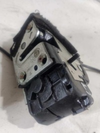 фото thumb №4, Замок дверь левый задняя 3 pin infiniti q50s