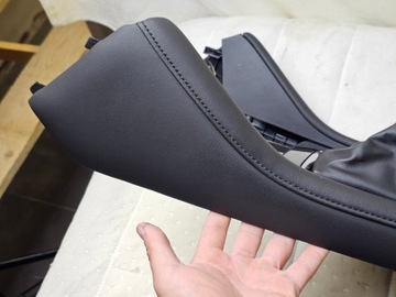 фото thumb №8, Захист dekor перемикач зміни коробки передач тунелю чохол mazda 3 iv bp