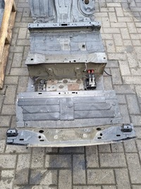 фото thumb №1, Bmw 3 g20 pas задний пол лоток