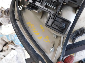 фото thumb №6, Opel vectra b 2.0dti 00r sedan - лампа правые зад