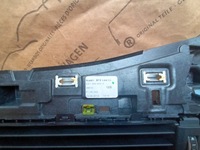 фото thumb №11, Решітка обдув середня a4 b9 8w1820902d 8w0971659b вимикач аварійна 72km