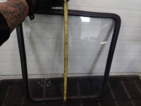 фото thumb №5, Скло кузовна лівий задня mercedes t1 kaczka