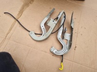 фото thumb №1, Петля петли опора капот peugeot 3008 i 9659659980 evgc