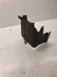 фото thumb №1, Защита аккумулятор audi a3 8p vw skoda 3c0915336a