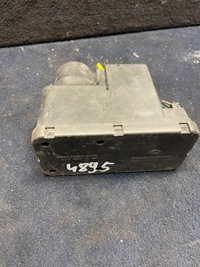 фото thumb №1, Mercedes w202 помпа центрального замка 2028001948