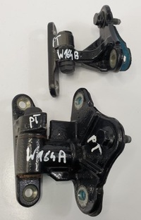 фото thumb №1, Петлі двері правий задня mercedes ml w164 пара