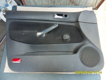 фото thumb №1, Оббивка двері передня ліва vw golf iv 5d 1j4867133
