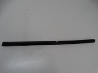 фото thumb №1, Молдинг ущільнювач правий перед renault laguna iii